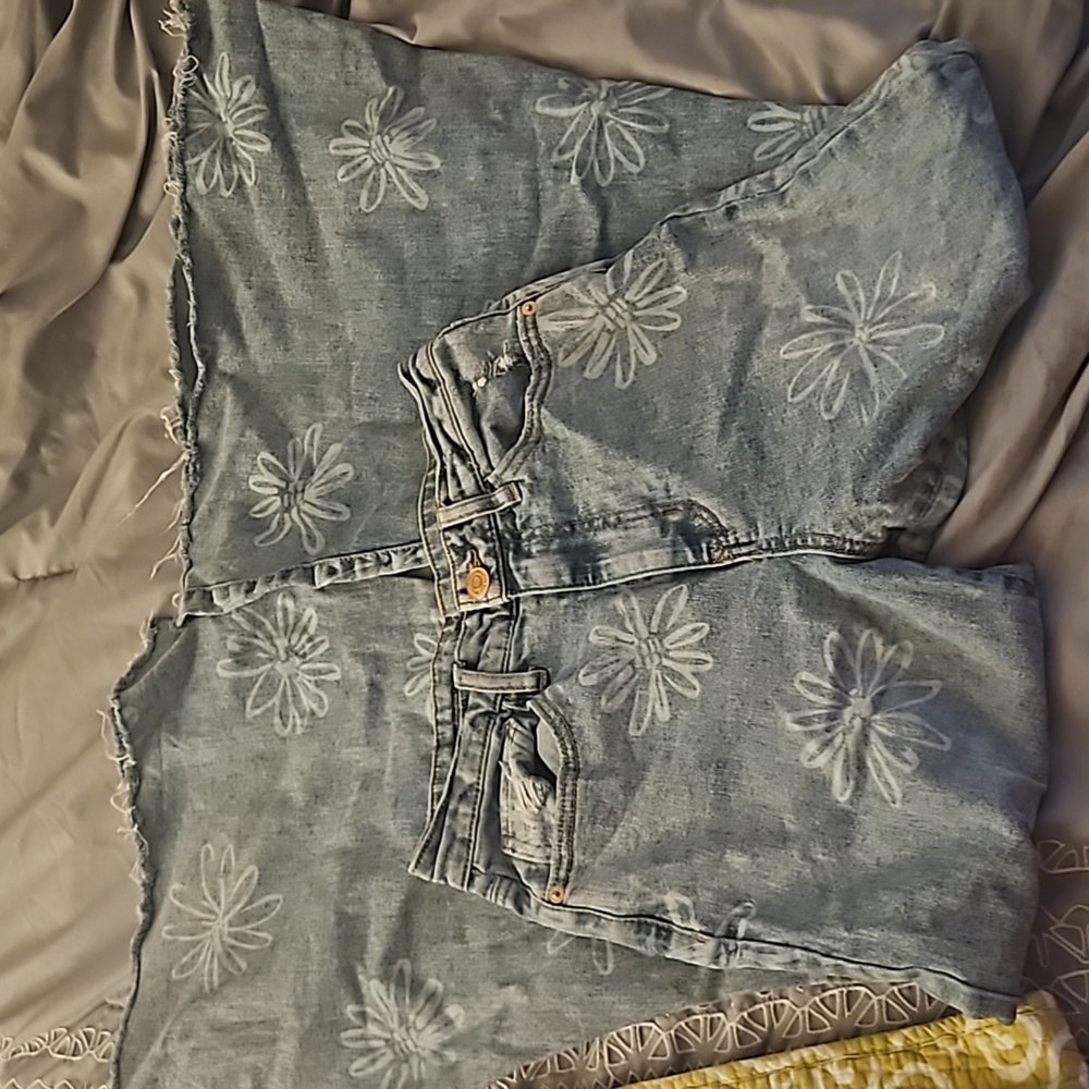 Wild Fable Size 2 Daisy‎ Jeans 👖